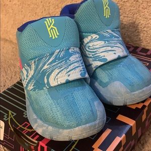 Nike kyrie 6 size 9